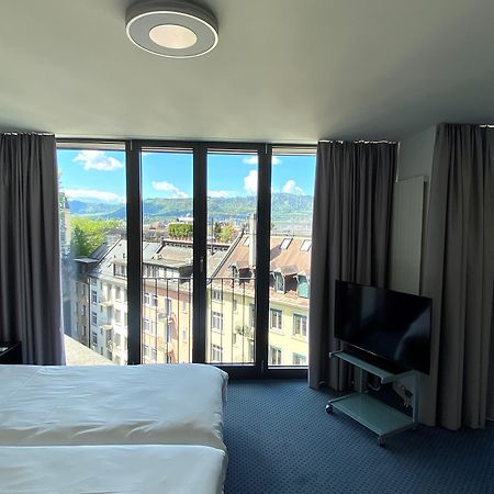 Royal Hotel Zurigo Esterno foto
